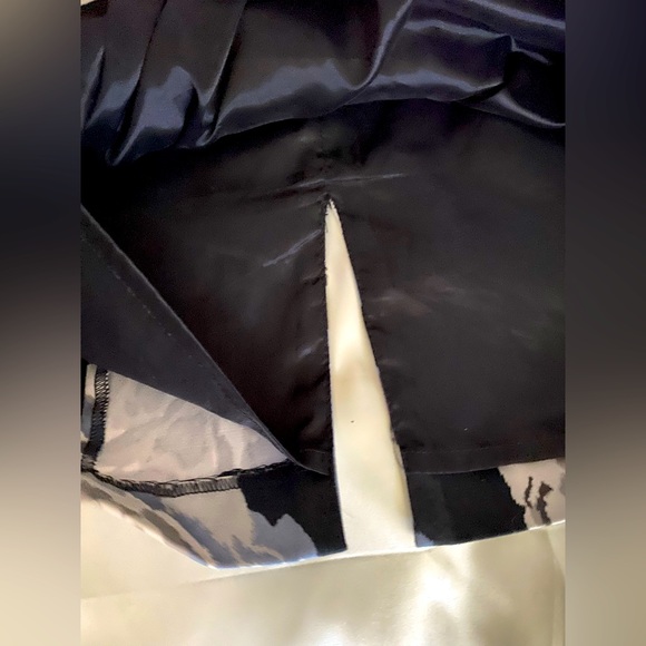 Express Classic Sleeveless Floral Sheath Dress, Size 0 (zero) - Picture 13 of 16